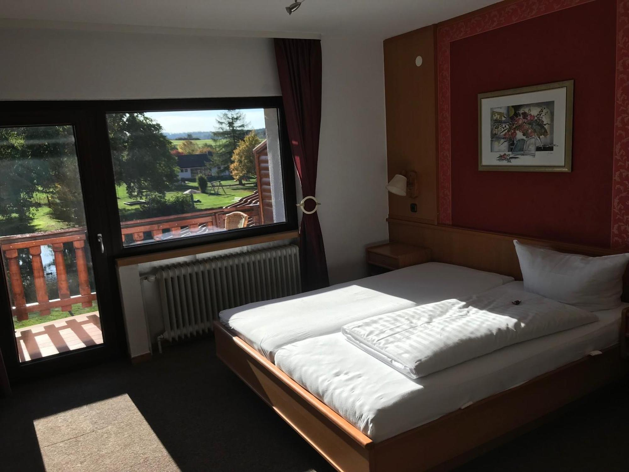 Hotel Wettlaufer Homberg  Luaran gambar