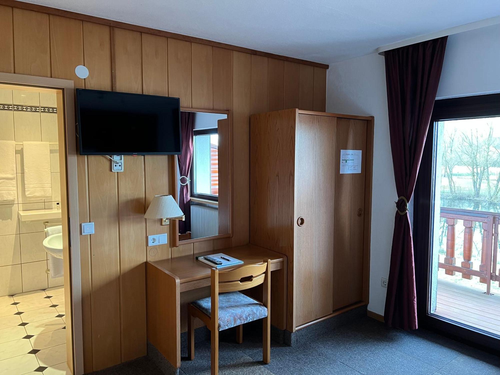 Hotel Wettlaufer Homberg  Luaran gambar